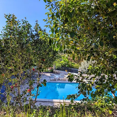 Da Fonte - Peaceful 3-bedroom With Private Pool, Portugal *