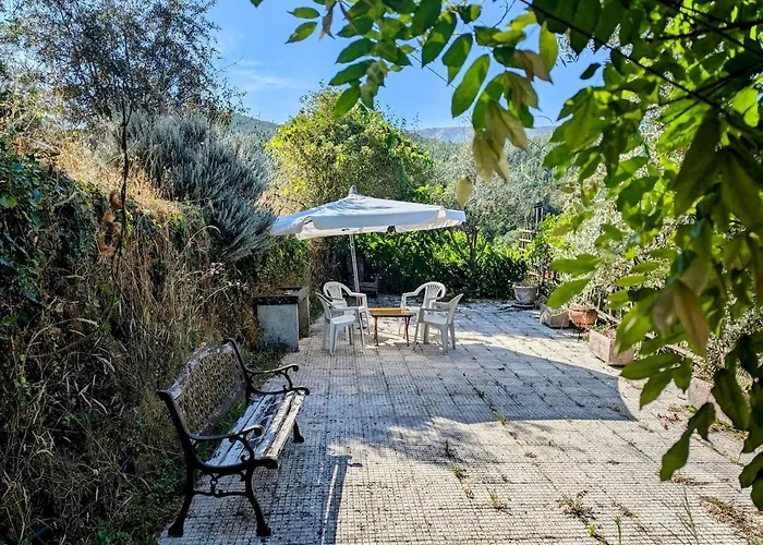 Da Fonte - Peaceful 3-bedroom With Private Pool, Portugal Villa *