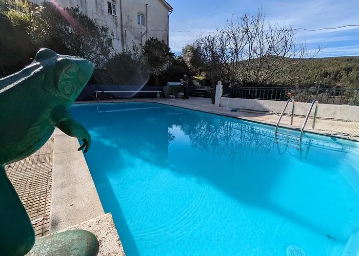 Da Fonte - Peaceful 3-bedroom With Private Pool, Portugal Figueiro Dos Vinhos