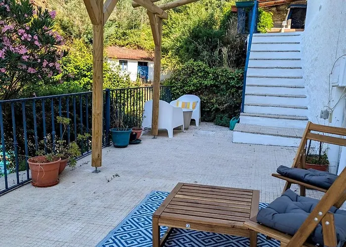 Da Fonte - Peaceful 3-bedroom With Private Pool, Portugal * Figueiro Dos Vinhos