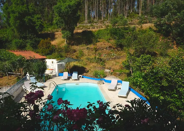Da Fonte - Peaceful 3-bedroom With Private Pool, Portugal Villa *